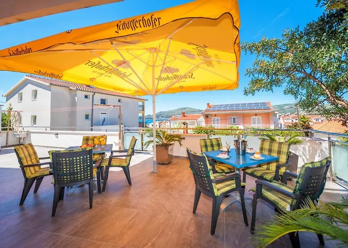 Mihaela شقة تروغير