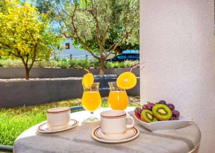 Mihaela شقة تروغير